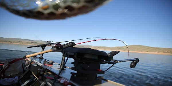 Trolling motor with a kayak